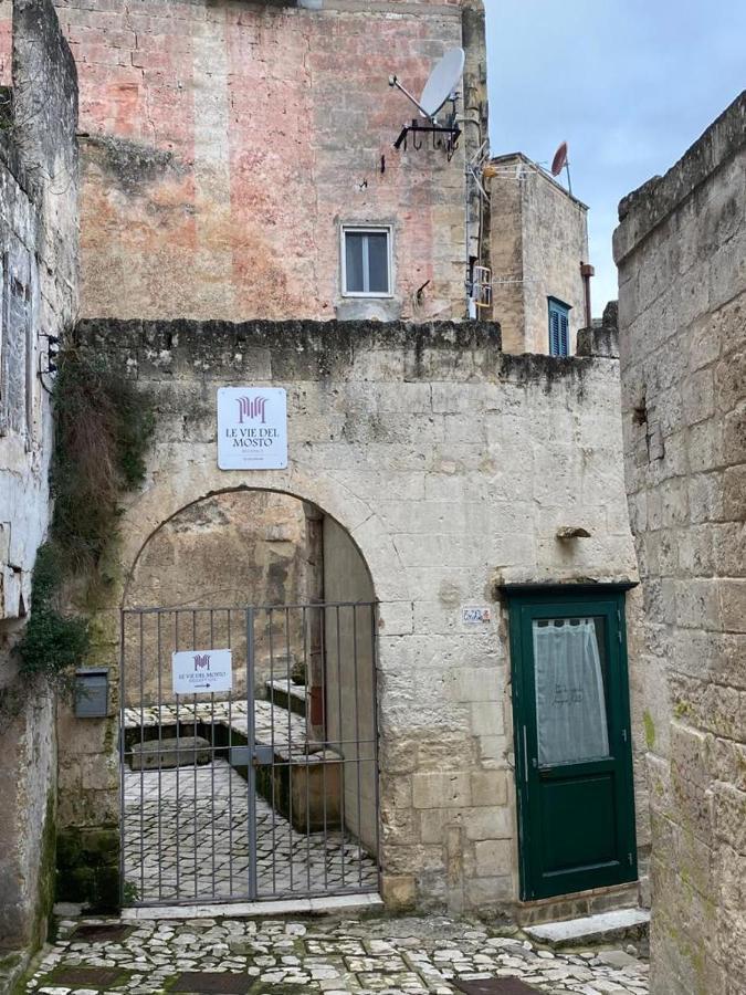 Residence Le Vie Del Mosto Matera Bagian luar foto