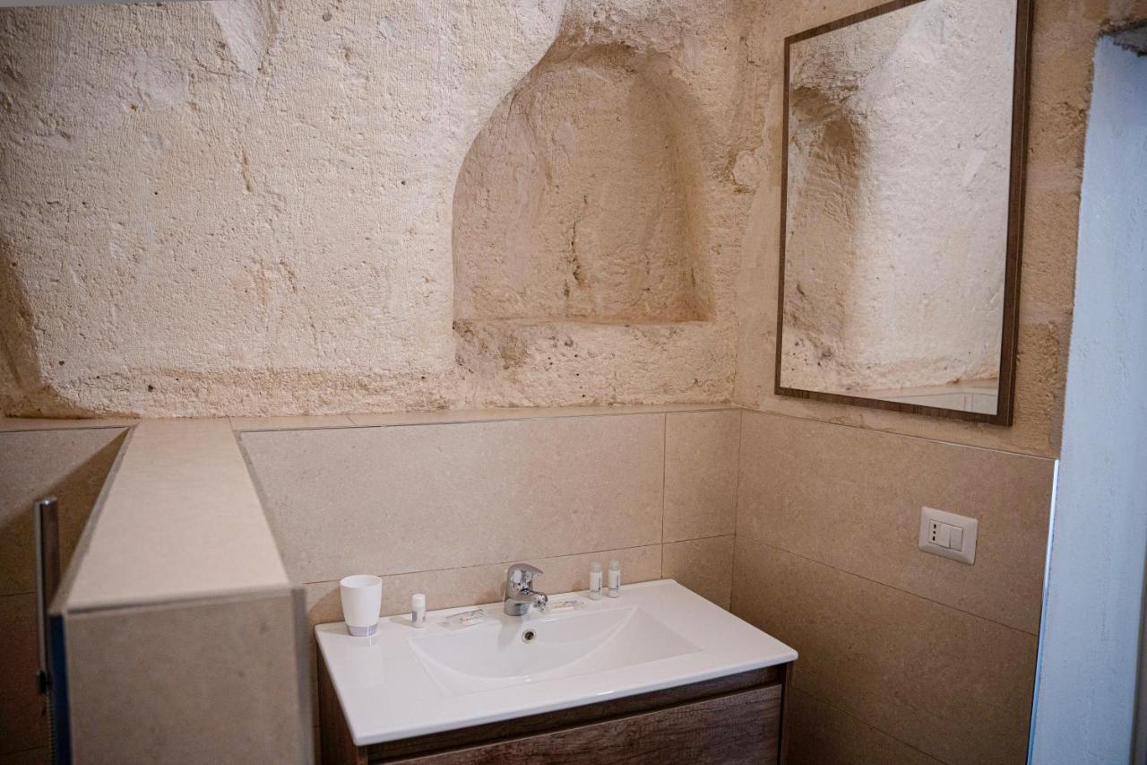 Residence Le Vie Del Mosto Matera Bagian luar foto