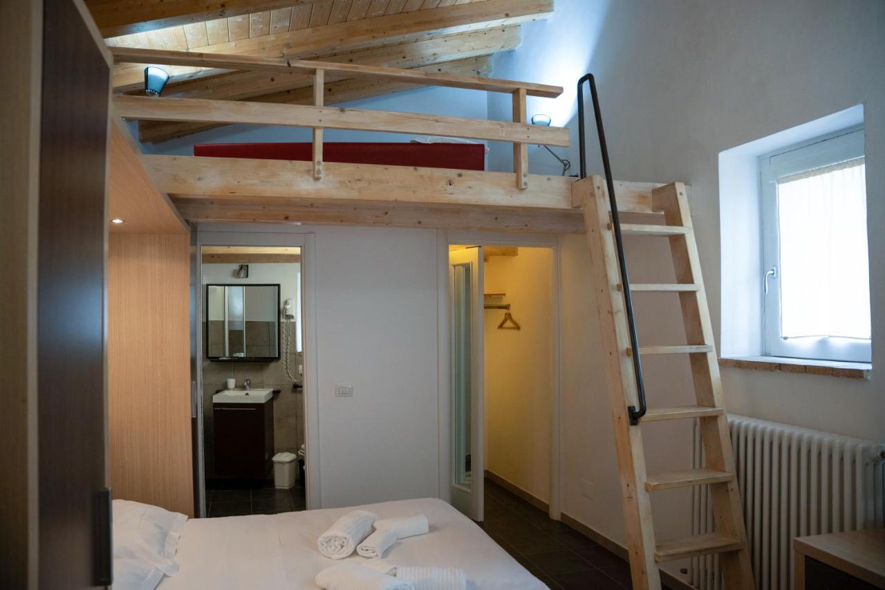 Residence Le Vie Del Mosto Matera Bagian luar foto