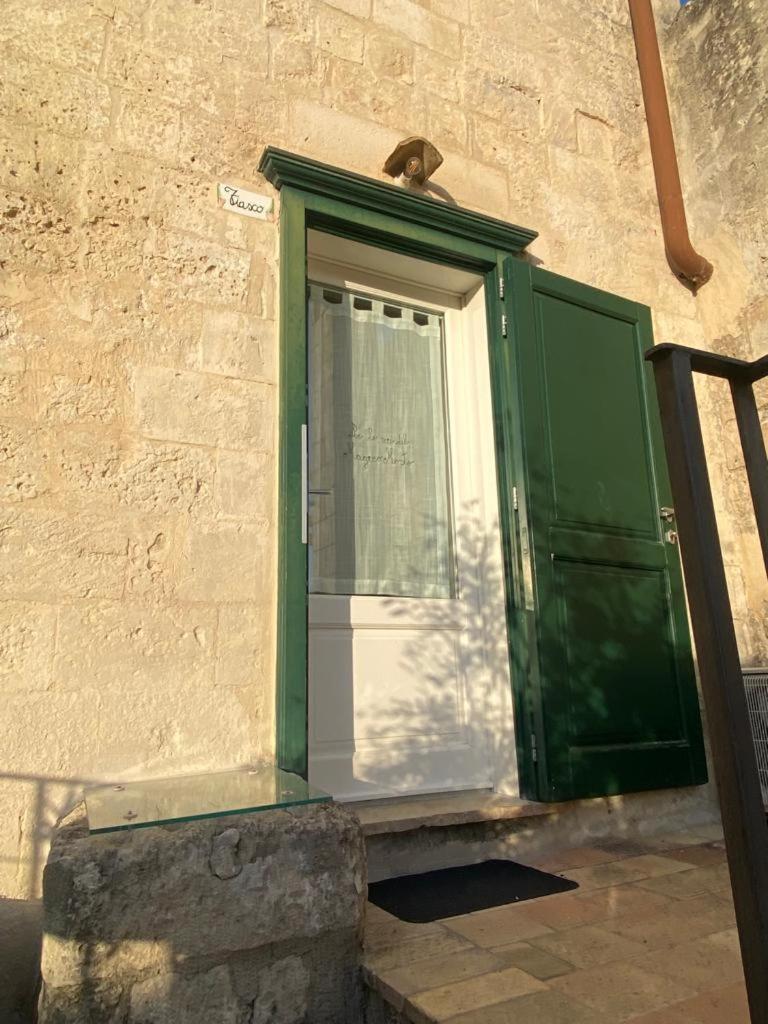 Residence Le Vie Del Mosto Matera Ruang foto